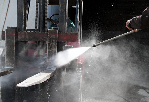 Playground Equipment Cleaning in Alamo, CA